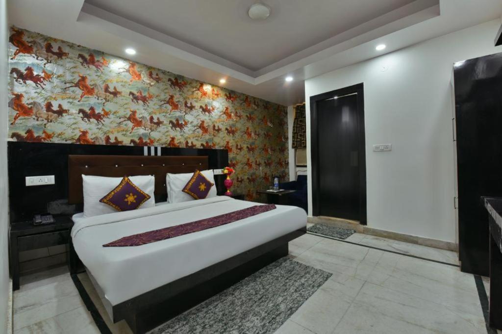ניו דלהי Hotel Shiva International Near By Igi Airport מראה חיצוני תמונה