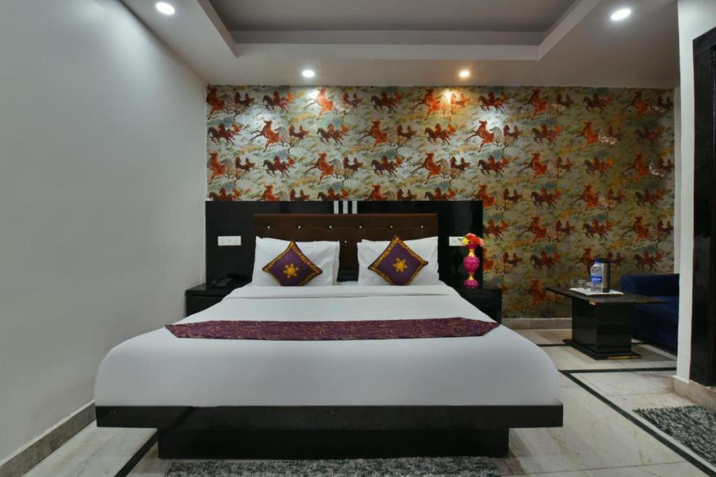 ניו דלהי Hotel Shiva International Near By Igi Airport מראה חיצוני תמונה