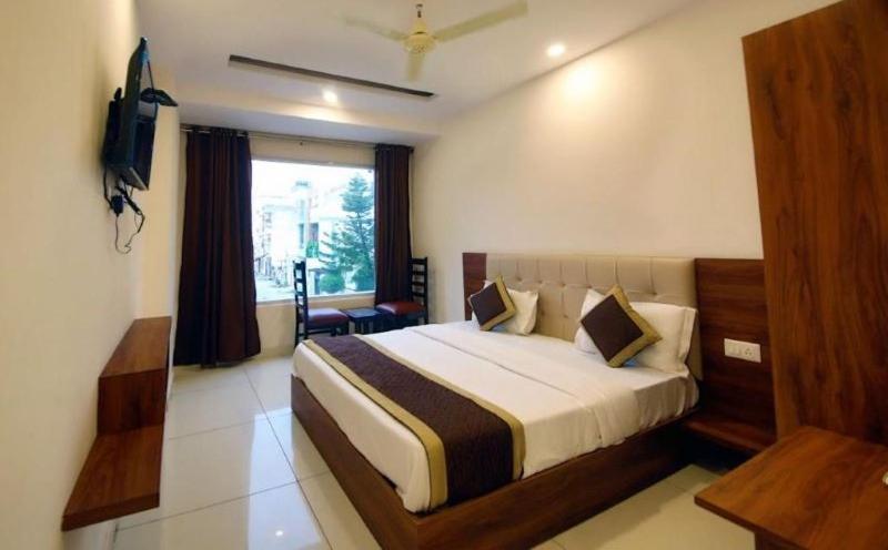 ניו דלהי Hotel Shiva International Near By Igi Airport מראה חיצוני תמונה